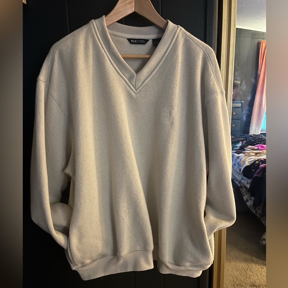 PGA pocket sweater
